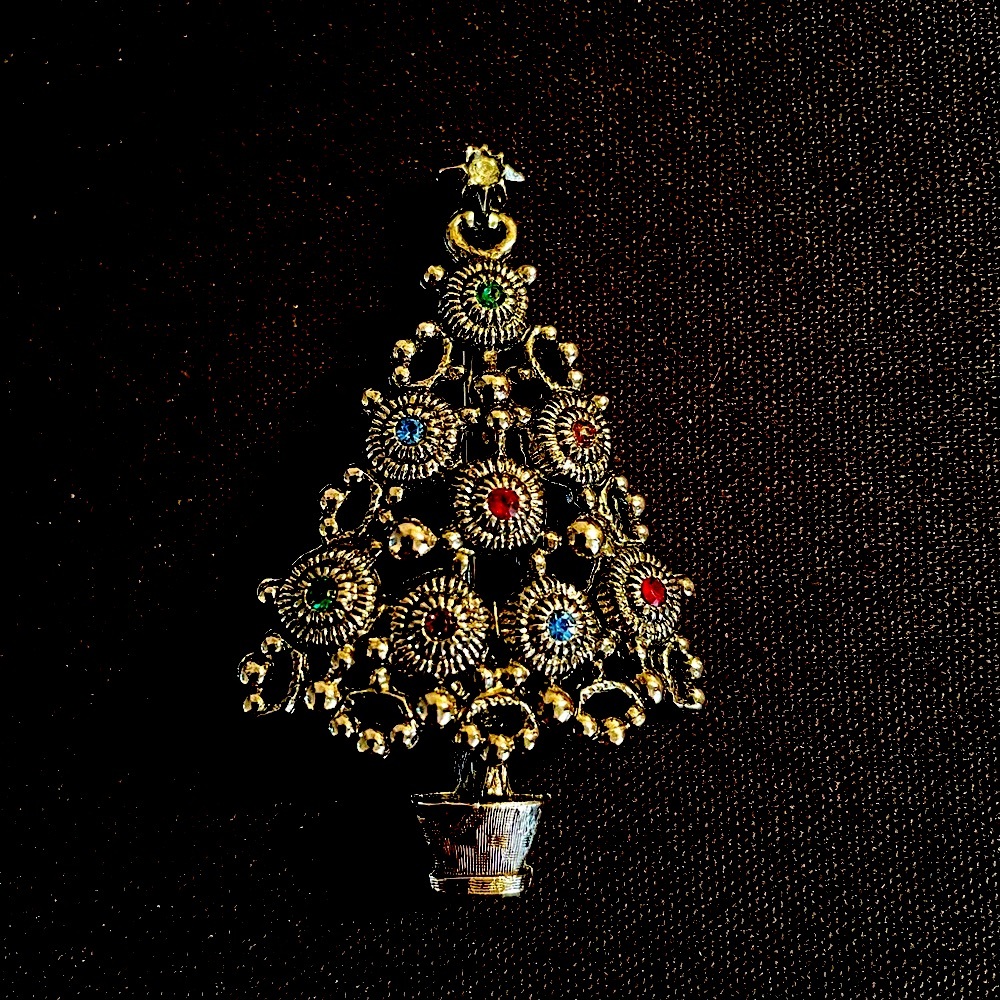 Christmas tree sliver pendant